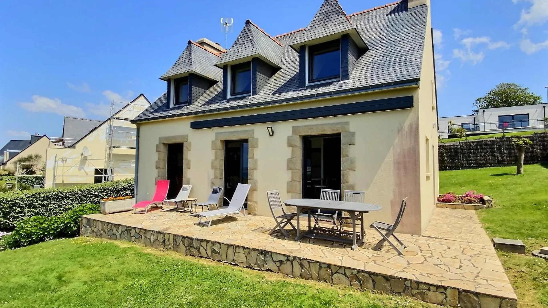 Maison De Porz Iroise Plomodiern 0*,