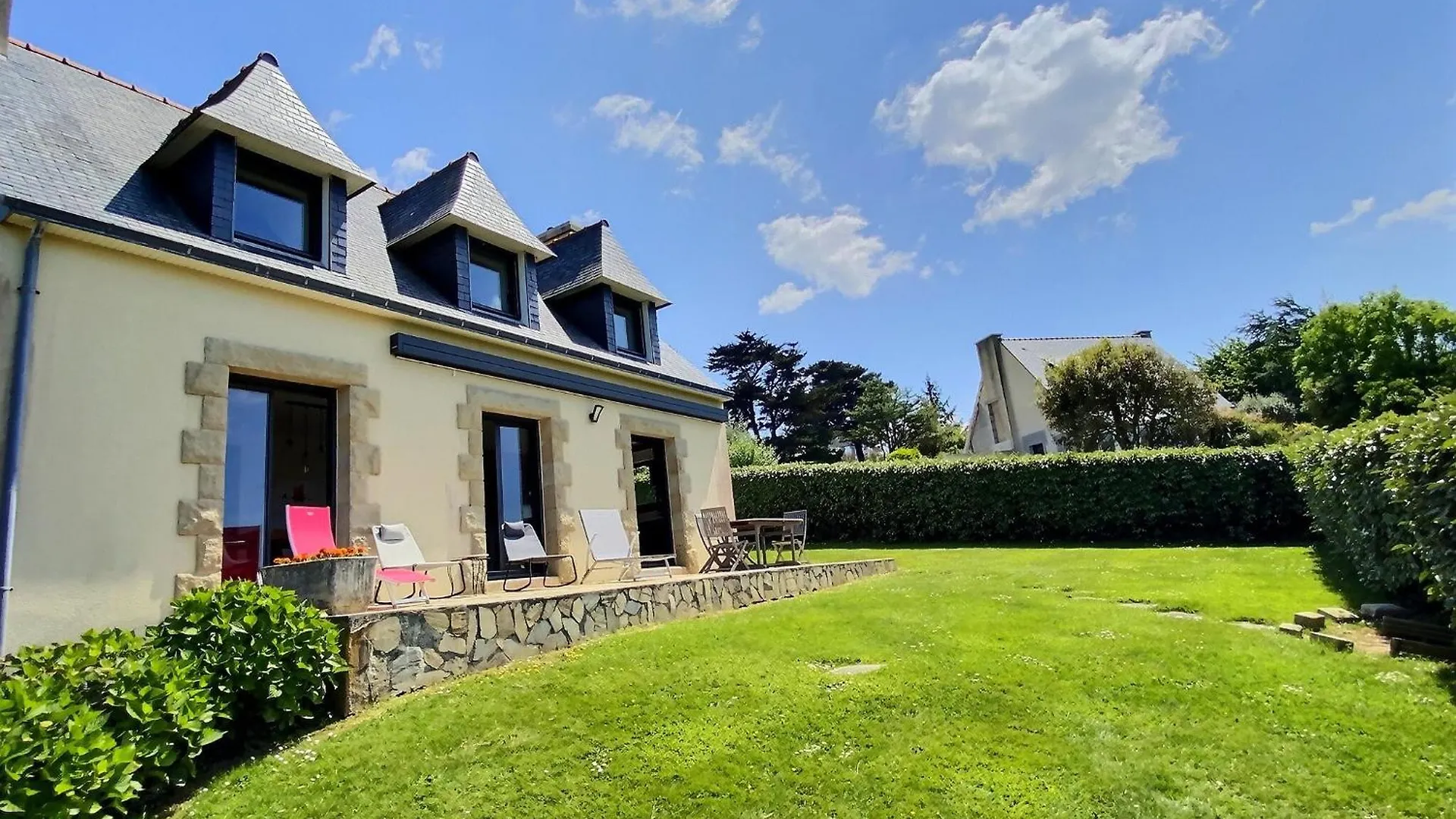 Maison De Porz Iroise Plomodiern 0*,